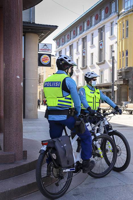 Polkupyörätoiminnan tarkoituksena on lisätä poliisin näkyvyyttä ja turvallisuutta erityisesti Oulun keskustassa.