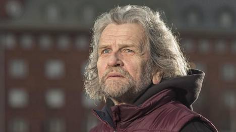 Tukholmassa asuva Tapio, 71, ei pelkää koronaa – ”tuttavapiirissä ihmiset  ovat aivan kauhuissaan” - Ulkomaat - Ilta-Sanomat