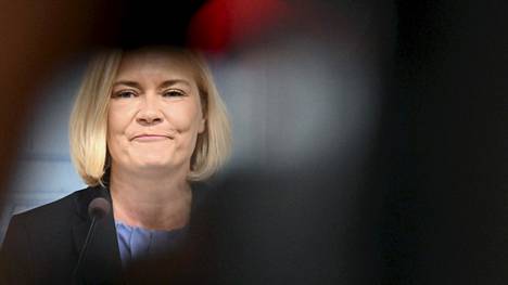 Sisäministeri Mari Rantanen kommentoi puoluetoveriinsa Timo Vornaseen liittyvää ampumistapausta vappupuheessaan.