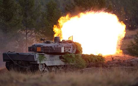 Saksa ja muut Euroopan maat ovat luvanneet lähettää Ukrainalle Leopard-tankkeja.
