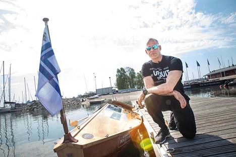 Yhden miehen Kööpenhamina-Helsinki -regatta valmiina lähtöön kesällä 2019.