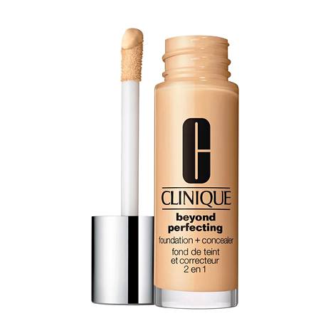 Clinique Beyond Perfecting Foundation + Concealer, 41,90 €.