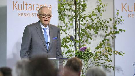 Martti Ahtisaaren mielestä puhe länsimaisista arvoista kääntyy itseään vastaan.