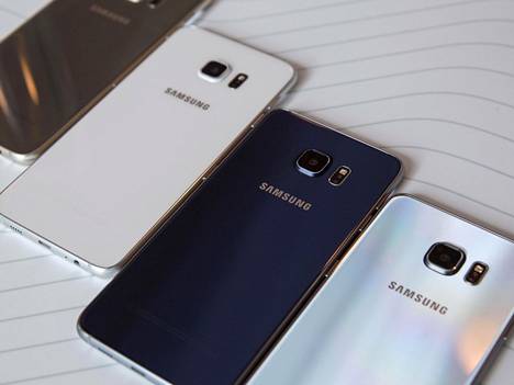 
Samsung esitteli viime elokuussa Galaxy S6 Edge+ -malleja New Yorkissa. Sauraavan kerran Samsungin odotetaan julkistavan Galaxy-puhelimia helmikuun lopulla. 
