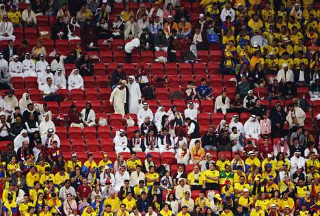 Qatarin ja Ecuadorin ottelussa oli valtavasti tyhjiä paikkoja.