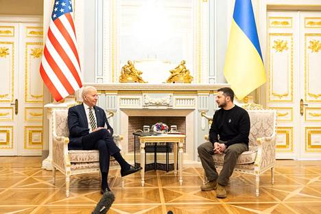 Biden vieraili Ukrainassa ensimmäistä kertaa sen jälkeen, kun Venäjä aloitti sodan lähes vuosi sitten.