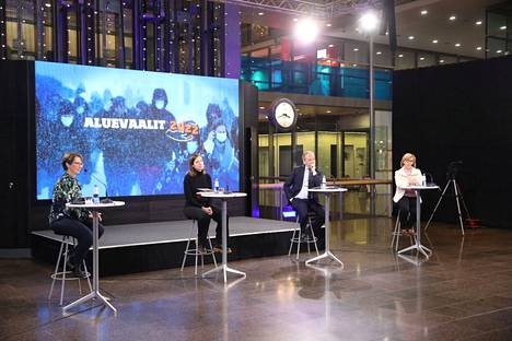 Kansalaiset pääsivät lähettämään kysymyksiä puoluejohtajille. Sari Essayah, Li Andersson, Harry Harkimo ja Anna-Maja Henriksson vastasivat niihin IS:n aluevaalitentin ensimmäisessä erässä.