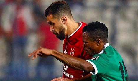 Abdallah El Said Al Ahly paidassa Afrikan mestarien liigan ottelussa CF Mounanasia vastaan.