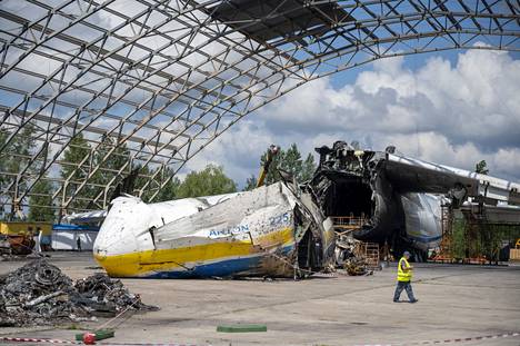 An-255 Mrija tuhoutui Venäjän iskuissa 27.2.2022.