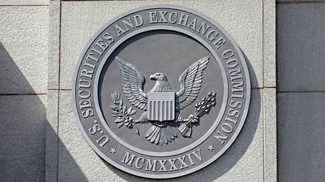 SEC:n mukaan yritykset myönsivät toimintansa rikkoneen liittovaltion arvopaperilakien kirjanpitosäädöksiä, ja ne ovat aloittaneet tarvittavat toimenpiteet asian korjaamiseksi.