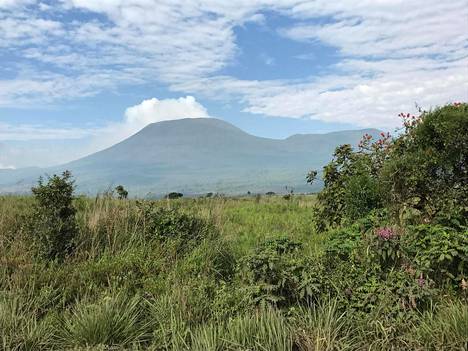 Nyiragongon tulivuori sijaitsee Kongon itäosassa. Se on yksi maailman aktiivisimmista tulivuorista.