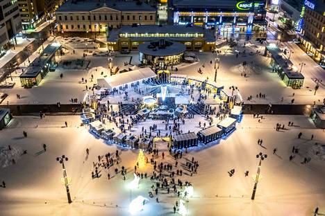 Vuoden 2021 joulukuussa ensimmäistä kertaa järjestetty Kuopion joulutori keräsi huimat 120 000 kävijää.