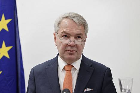 Ulkoministeri Pekka Haavisto sanoo asian olevan eduskunnan käsissä.