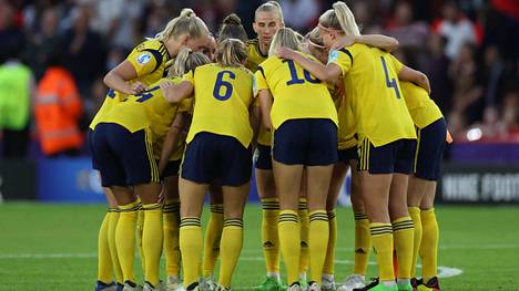 Ruotsin naisten jalkapallomaajoukkue valmistautuu MM-kisavuoteen Marbellassa. Kuva viime kesän EM-kisoista.