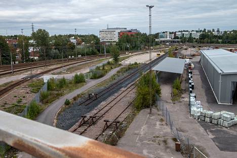 Silminäkijät kertovat Helsingin mysteeripamauksen tapahtuneen  moottoripyöräkerhon liepeillä - Kotimaa - Ilta-Sanomat