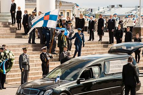 Viimeksi valtiolliset hautajaiset on järjestetty presidentti Mauno Koivistolle vuonna 2017.