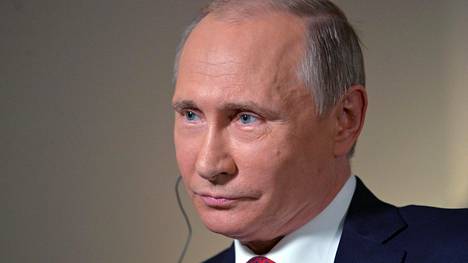Venäjän presidentti Vladimir Putin kiisti maansa olleen demokraattipuolueen sähköpostien hakkeroinnin takana.