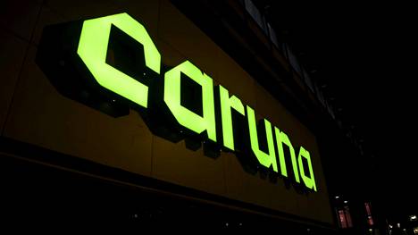 Sähkönsiirtoyhtiö Caruna väläyttelee hintoihin korotusta.