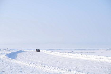 Suomen pisin jäätie, huikaisevan kaunis ”highway”, avattiin parin vuoden  tauon jälkeen - Oulun seutu - Ilta-Sanomat