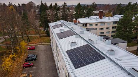 Taloyhtiö Kannelmäessä on teettänyt laajan lämmitysjärjestelmä- ja aurinkoenergiaremontin.
