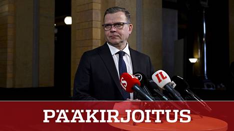 Hallitusta muodostava Petteri Orpo (kok) haluaa tasapainottaa Suomen julkista taloutta. Yksityisessä taloudessa on samanlaisia ongelmia, kun tulot eivät tahdo riittää menoihin.