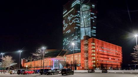 EKP:n uusi päärakennus Frankfurtissa.