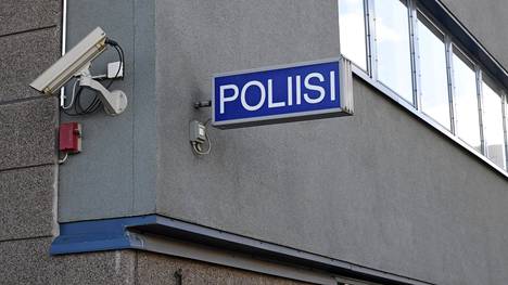 Poliisi: Mies suunnitteli Jyväskylän poliisiaseman räjäyttämistä – autossa  kilo dynamiittia - Kotimaa - Ilta-Sanomat