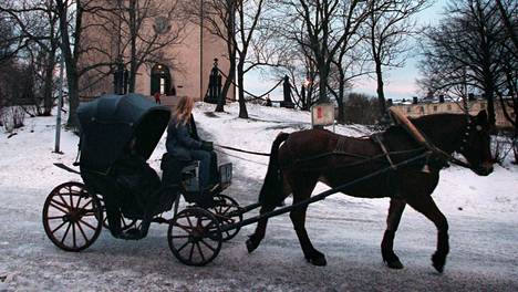 Ranskassa oli vuoden 1870 sodasta lähtien voimassa hevos- ja vaunuveron lisäksi vero polkupyöristä. Kuva Suomenlinnasta.