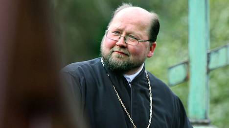 Kohupappi Mitro Revon ura Helsingin ortodoksisessa kirkossa on ohi.