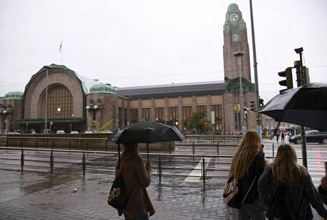 Helsinki Central Station is one of the most famous buildings in Finland.