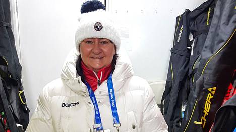 Jelena Välbe johtaa Venäjän hiihtoliittoa.