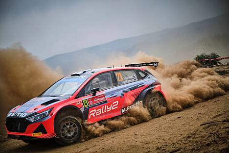 Teemu Suninen on porhaltanut tällä kaudella Hyundain Rally2-ajokilla.