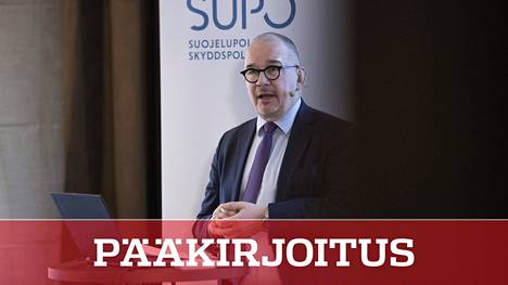 Suojelupoliisin päällikkö Antti Pelttari torstain tiedotustilaisuudessa.
