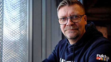 Jukka Jalonen tekee tulosta ja tiliä Leijonien peräsimessä.