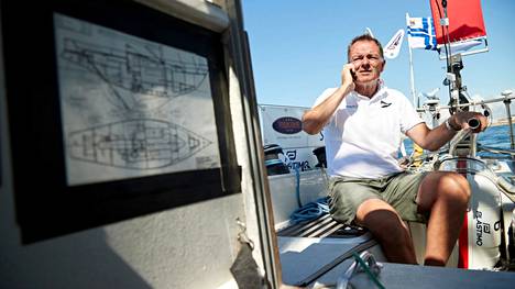 Tapio Lehtisellä on 57 vuoden kokemus purjehtimisesta.