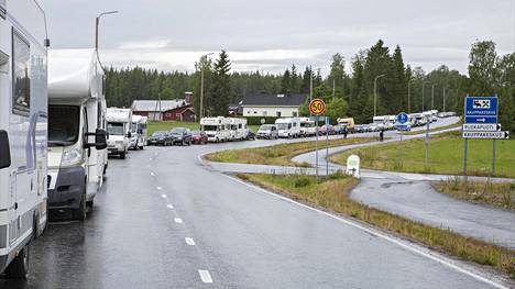 Tällaiset ovat jonot: Vesa Keskinen jakaa tänään bensaa ilmaiseksi –  ”Takkiin tulee 30 000 euroa” - Kotimaa - Ilta-Sanomat