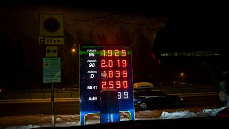 Tammikuun alussa bensan hinta nousi yli kahden euron Helsingissä.