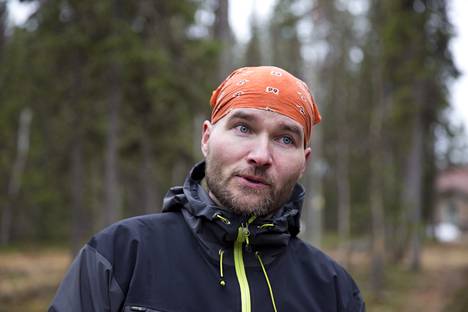 Jukka Salmela löysi vuonna 2019 Suomesta kokonaan uuden hyttyslajin, jota esiintyy vain hyvin rajatulla alueella Suomen ja Ruotsin rajalla Tornion seudulla.