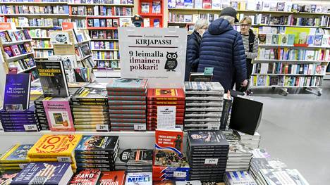 Kirjakaupat ovat kovilla hiljenevissä keskustoissa – ”On vähän surullista  katsoa” - Taloussanomat - Ilta-Sanomat