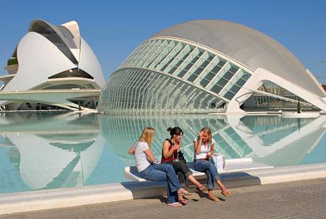 Valencian moderni arkkitehtuuri kätkee sisäänsä muun muassa tiedemuseon.