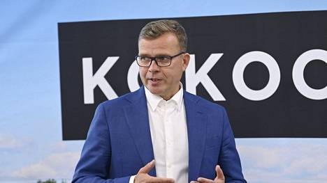 Kokoomusjohtaja Petteri Orpo ei pitänyt kokoomusnuorten kampanjaa onnistuneena.
