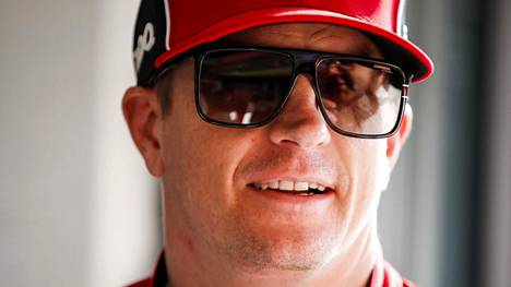 Kimi Räikkönen jutteli arjestaan perheenisänä.