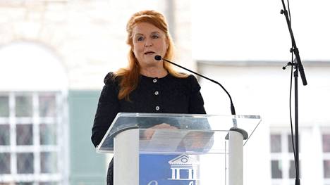 Ajoittain myös ”Fergieksi” nimitetty herttuatar piti viime sunnuntaina koskettavan puheen Lisa Marie Presleyn hautajaisissa.