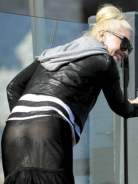 Unohtuivatko alushousut, Gwen Stefani? 