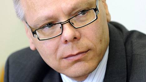 Juha Tuomisen valinnan teki Helsingin ja Uudenmaan sairaaloiden valtuusto.