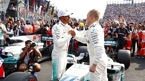 Lewis Hamilton ja Valtteri Bottas ajoivat viisi kautta tallikavereina Mercedeksellä.