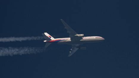 Boeing 777 Malaysian Airlinesin väreissä kuvattuna kuukausi ennen MH370 katoamista.