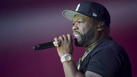50 Cent esiintyi eilen Helsingin jäähallilla.
