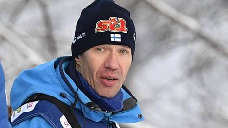 Teemu Pasanen on Suomen miesten hiihtomaajoukkueen valmentaja.