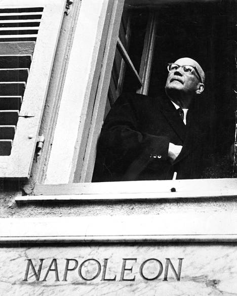 Urho Kekkonen Ranskassa vuonna 1962, jolloin hänet valittiin toiselle presidenttikaudelle.
